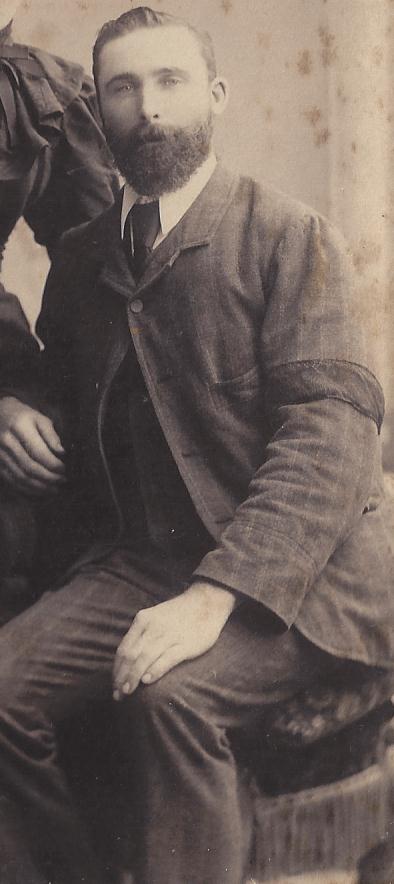 Photo of photos/John McLennan 1866 PEI - 1941 NZ portrait